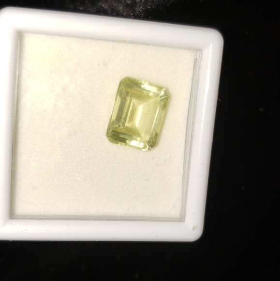 Faceted Gemstones - Picture 7 of 8